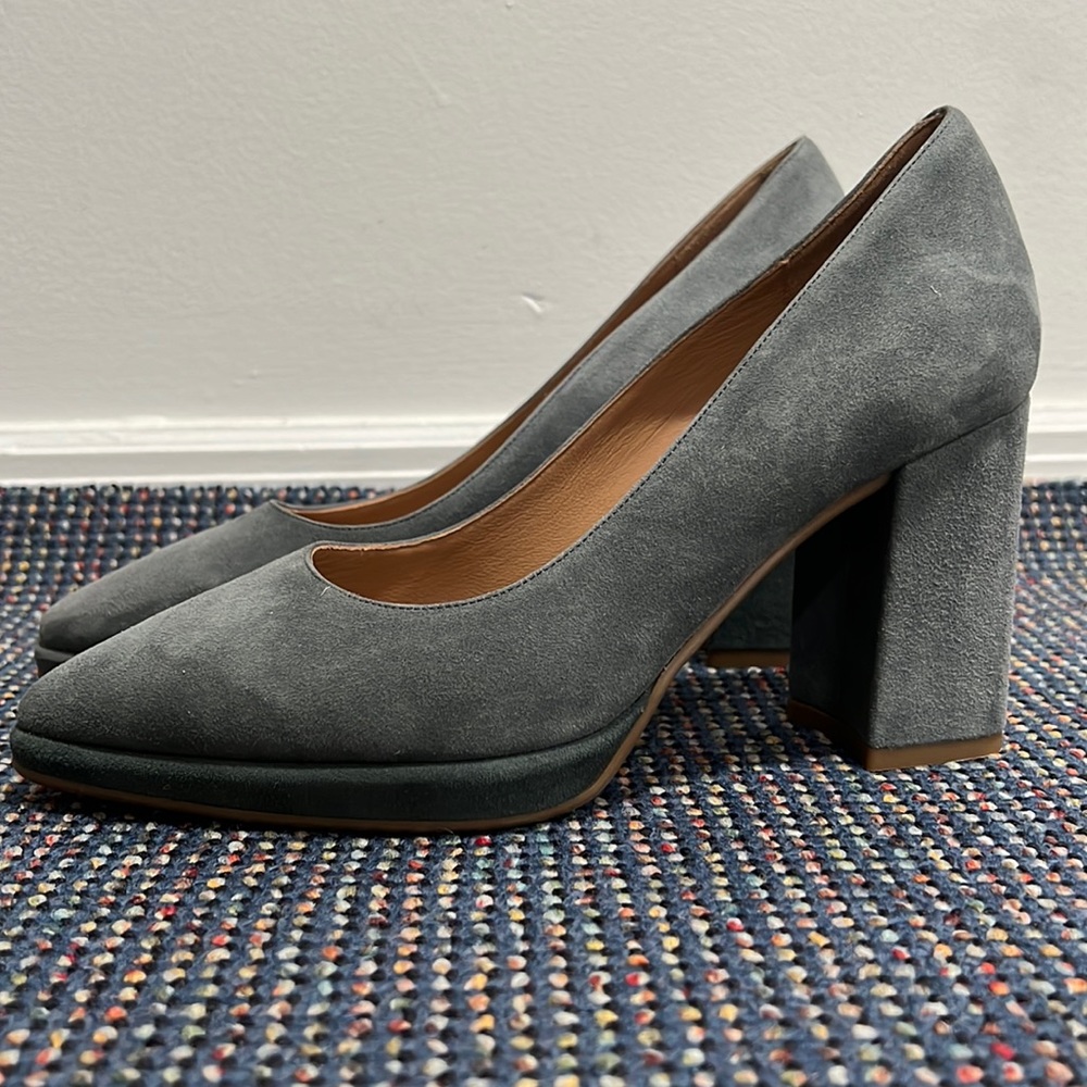 Aquatilia heels it’s a new shoes